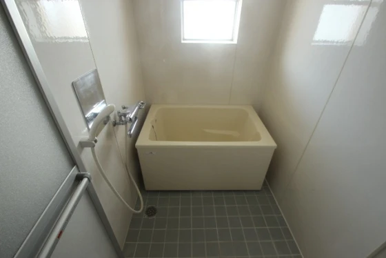 山根マンション