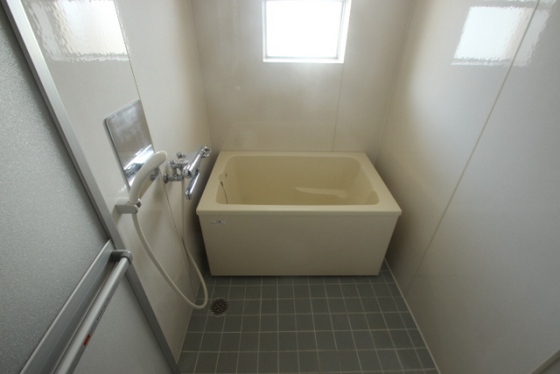 山根マンション