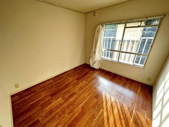 山根マンション