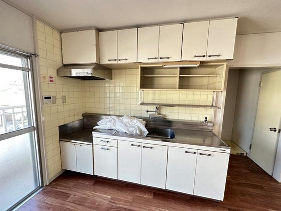 山根マンション