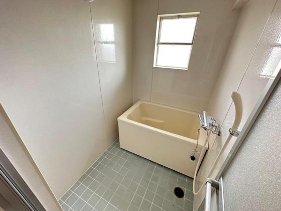 山根マンション