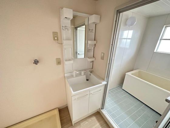 山根マンション