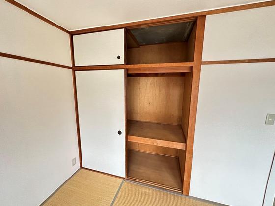 山根マンション