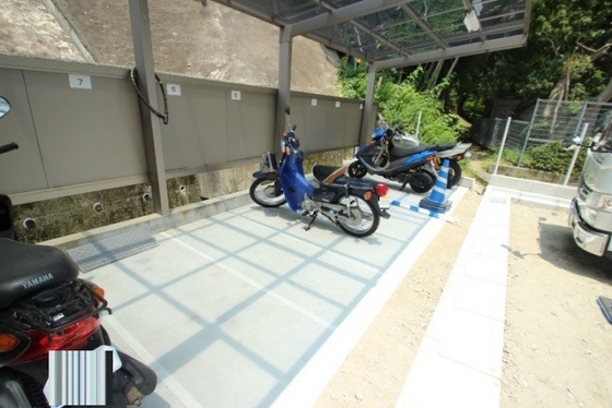 山根マンション