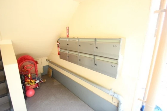 山根マンション