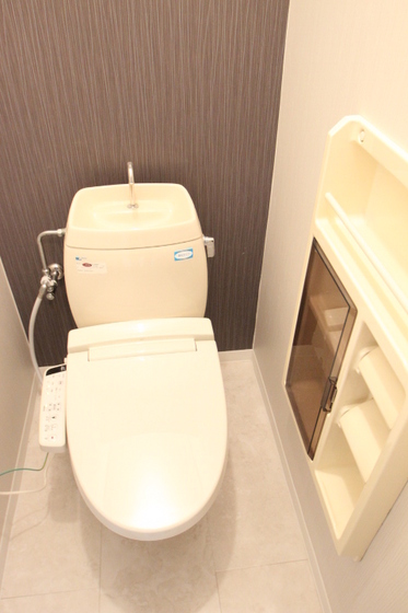 フレグランス西原