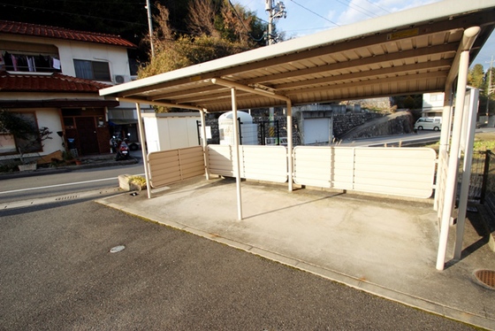 フォレストサイド5番館