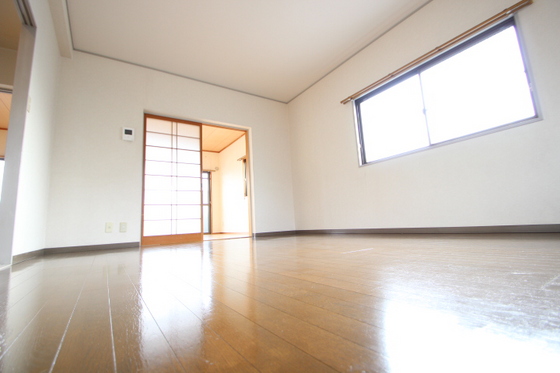 メゾンアカシア