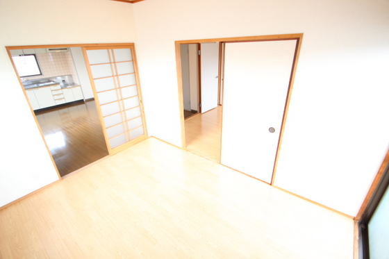 メゾンアカシア