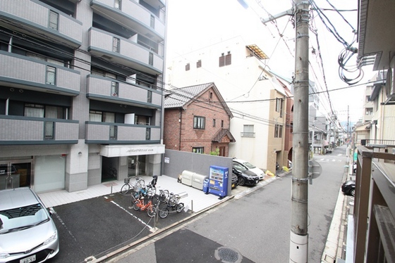 プログレス本川