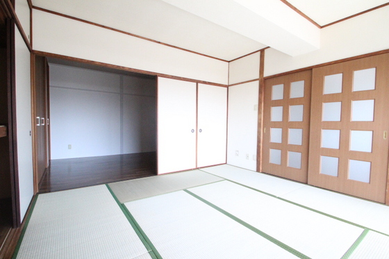 河原マンション