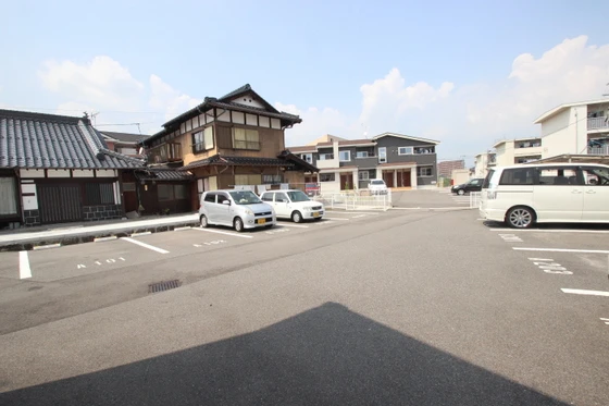 ニューシティ猿田A