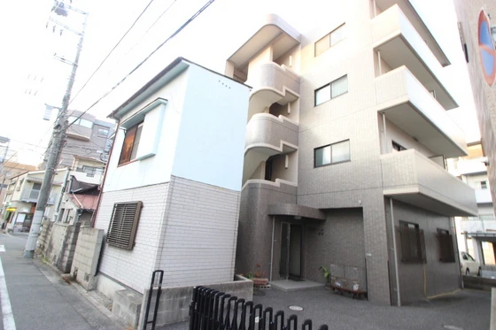 エスポワール牧村