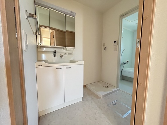 シャングリラ緑井