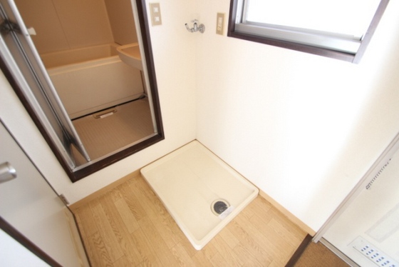 居藤ハイツ A棟