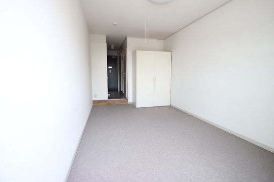 グリューネ B棟