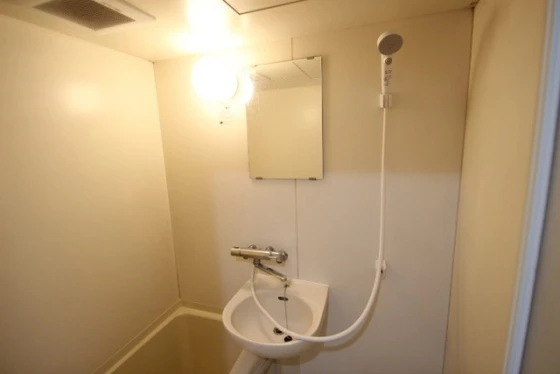 グリューネ B棟