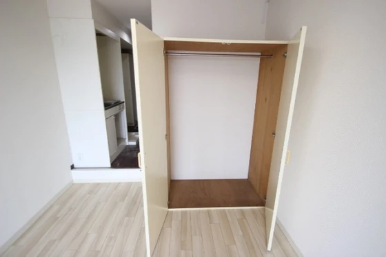 グリューネ B棟