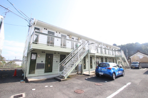 グリューネ B棟