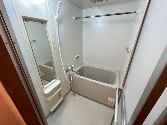 ラルジュ・ミリュー