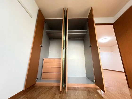 ラルジュ・ミリュー