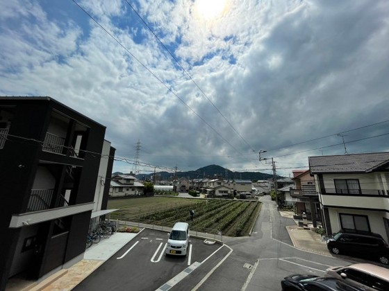 ラルジュ・ミリュー