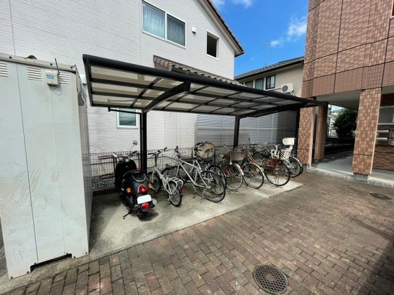 ラルジュ・ミリュー