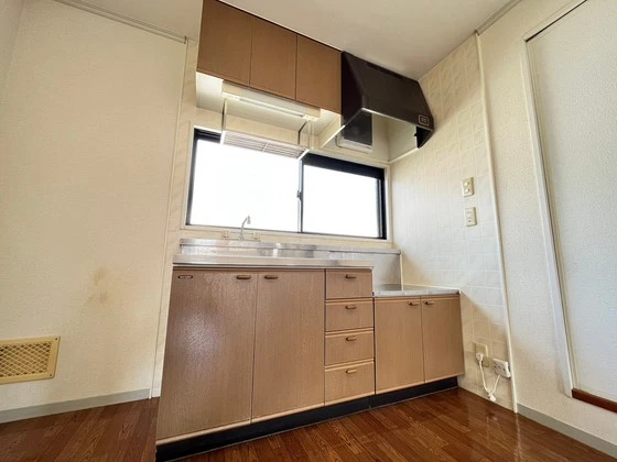 ファミールNISHIKAWA