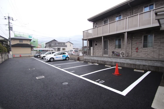 ファミールNISHIKAWA