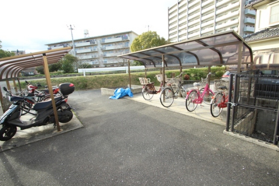 ハイコーポ西原