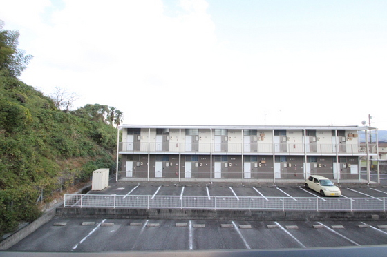 レオパレスポラール