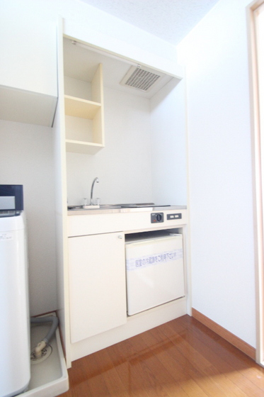 レオパレスポラール