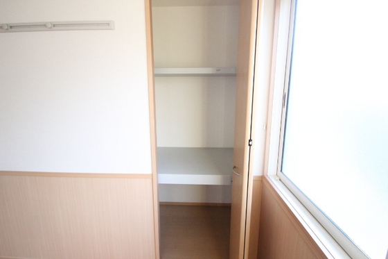 マリンハイツ A棟