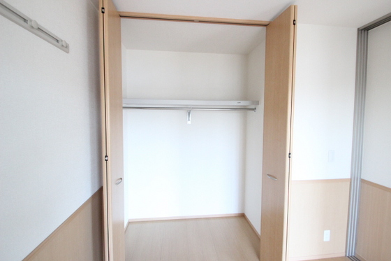 マリンハイツ A棟