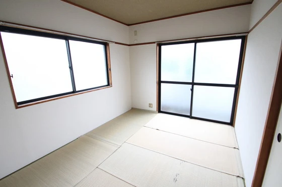 サンパレス温品