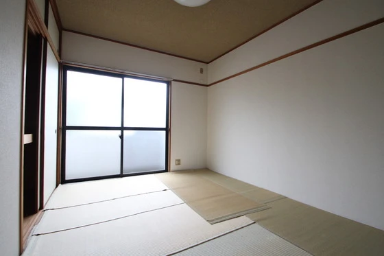 サンパレス温品