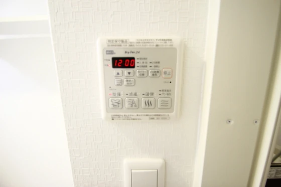 フォースアベニュー