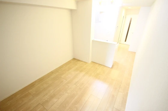 フォースアベニュー