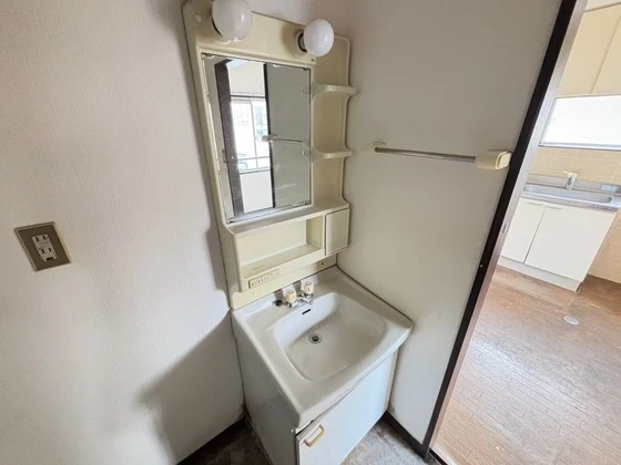 メゾン海老園 C棟