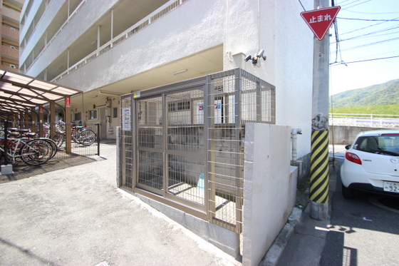 三滝リバーハイツ