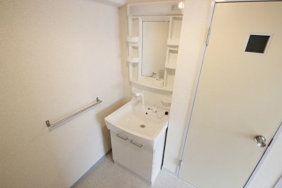 ガナドール安東