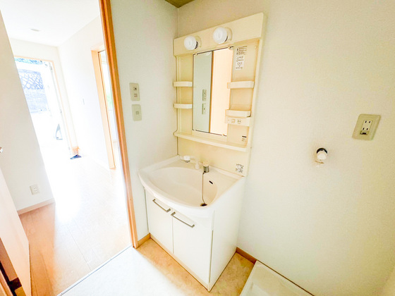 ヴィラ・メリディアン A