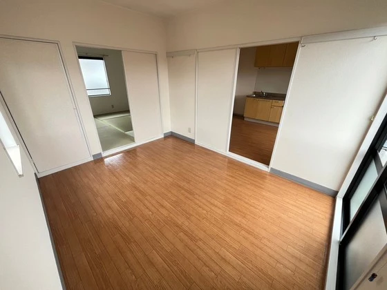 ディアス川内B棟