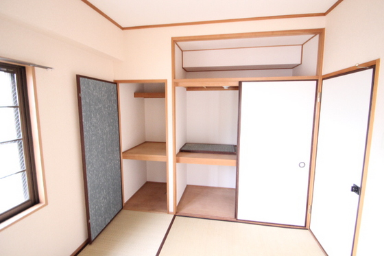 サンリット船本