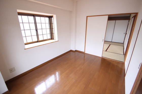 サンリット船本