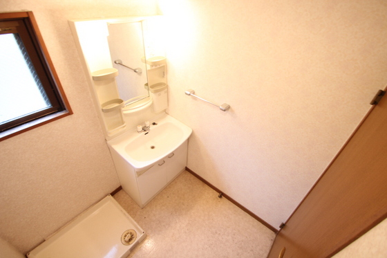 サンリット船本