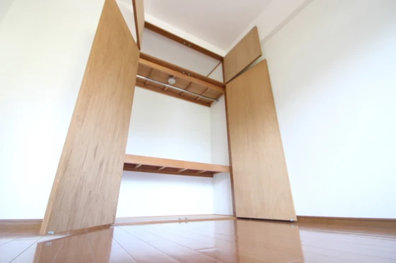 サンリット船本