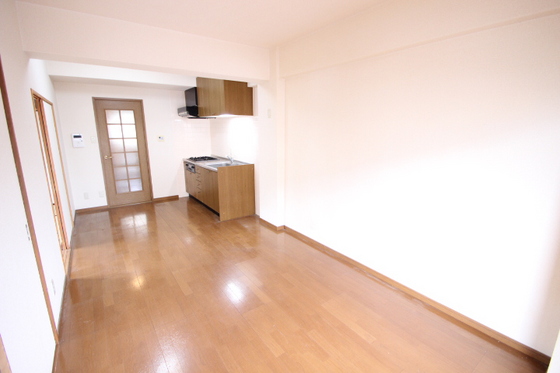 サンリット船本