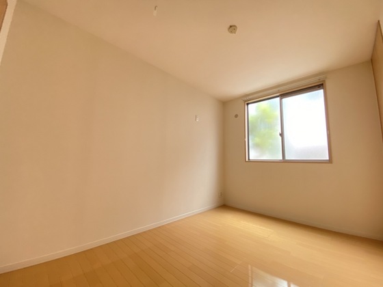 ルミエール庚午