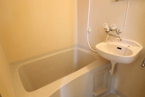 瀧川(たきがわ)ブリックコート